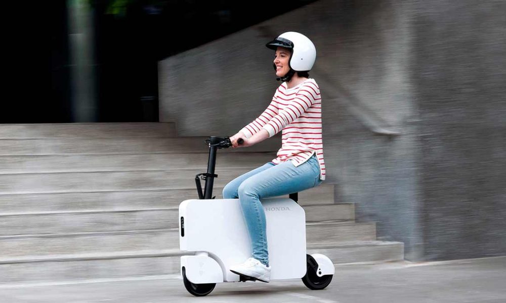 Honda-Motocompacto-Miniscooter-electrico-o-maletin