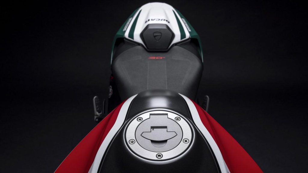 Ducati-Monster-30-Aniversario-Primer-episodio-del-Ducati-World-Premiere-2024-11