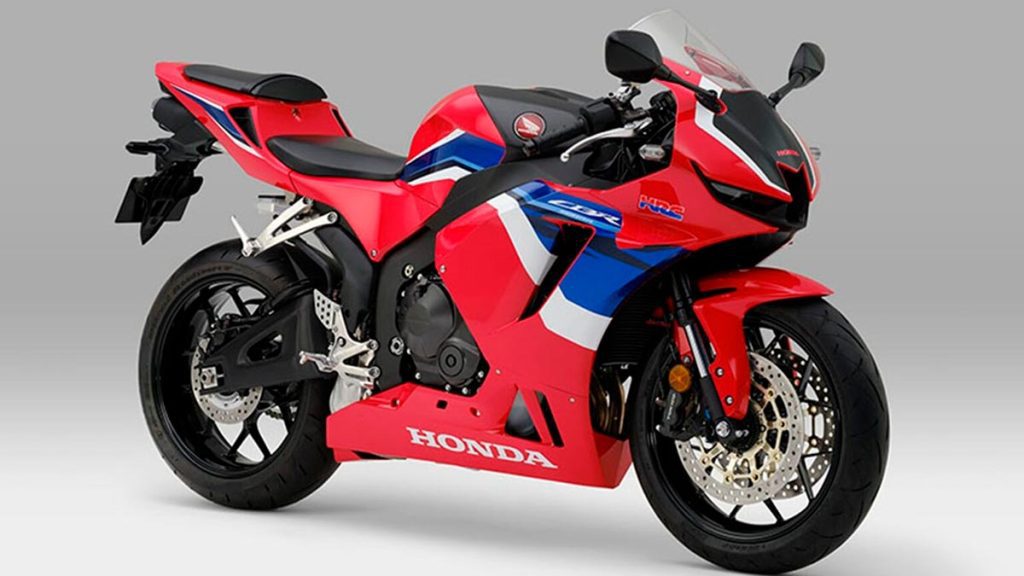 Honda-CBR600RR-Vuelve-al-mercado-la-amada-de-los-600cc-01.jpg