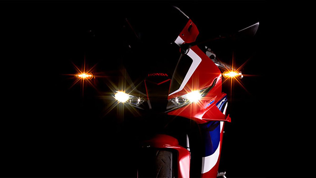 Honda-CBR600RR-Vuelve-al-mercado-la-amada-de-los-600cc
