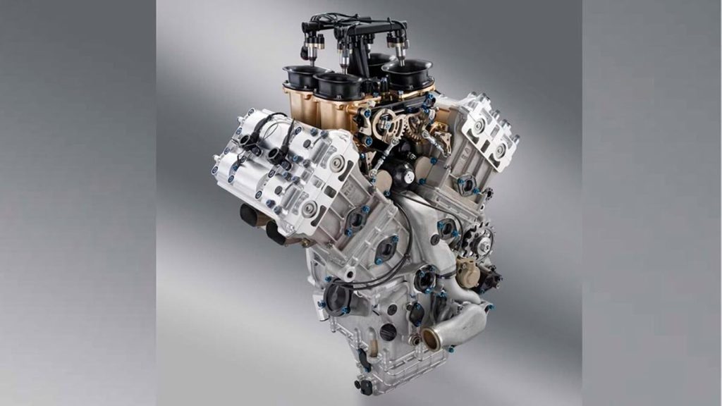 Nueva-CFMoto-1000RR-A-golpear-a-Yamaha-Suzuki-y-por-que-no-a-Ducati-BMW-KTM-06