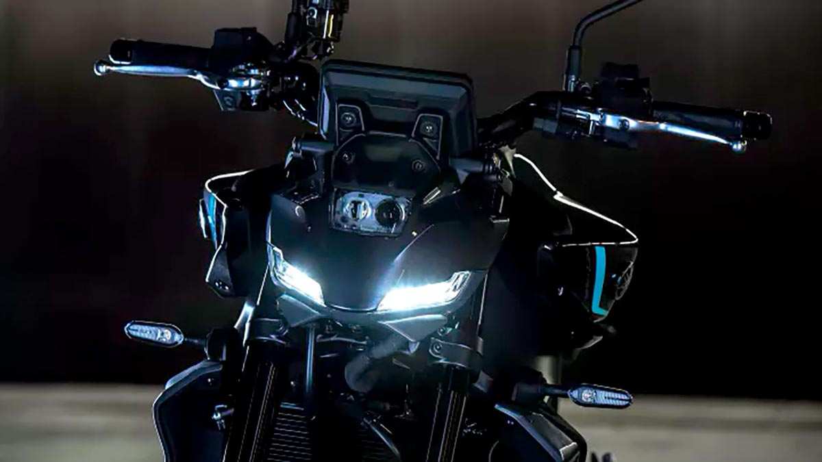 Atencion-Nuevas-MT-09-y-MT-09-SP-Yamaha-se-apodera-del-segmento-Hyper-Naked