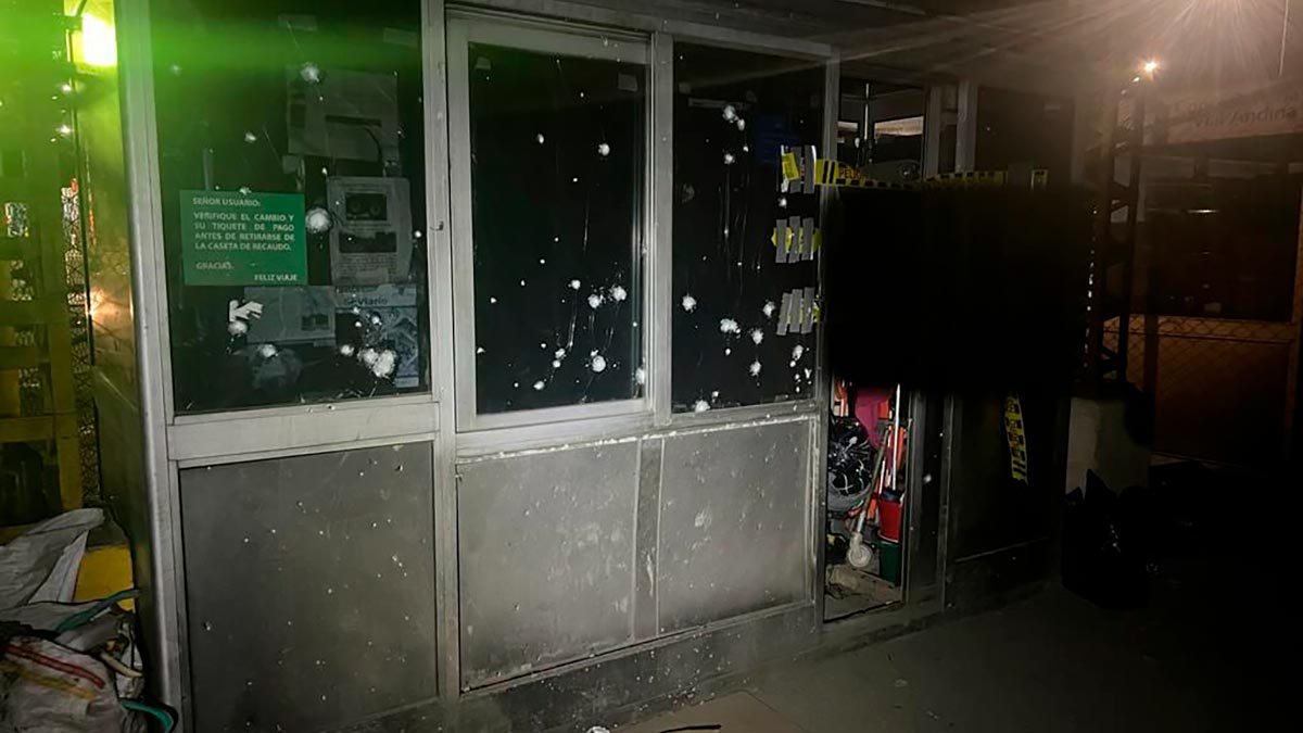 Extra-Noticia-en-desarrollo-Atentado-con-bombas-bloqueo-el-acceso-en-la-via-Bogota-Villavicencio