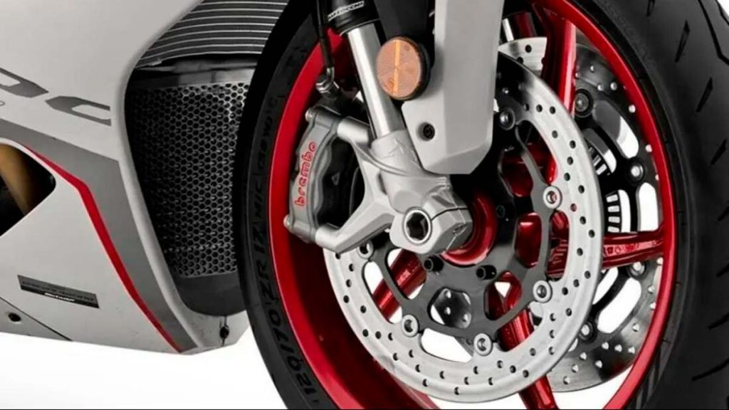 Novedad.-QJMotor-SRK-921-RR-Race-una-china-atrevida-y-con-estilo-07