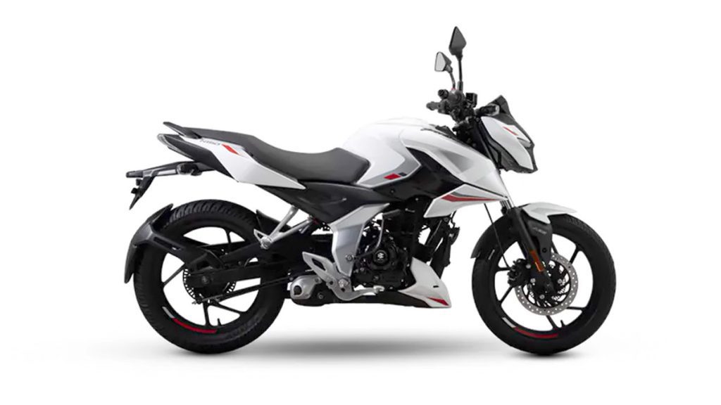 Bajaj Pulsar N150 10