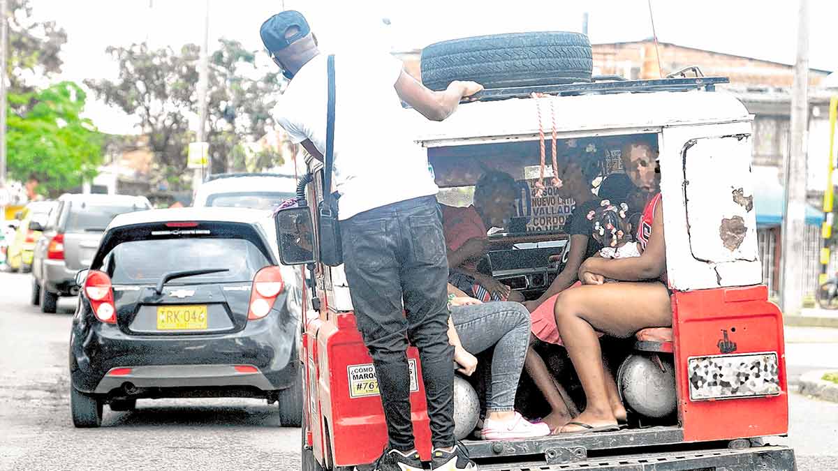 automóviles con sobrecupo de pasajeros